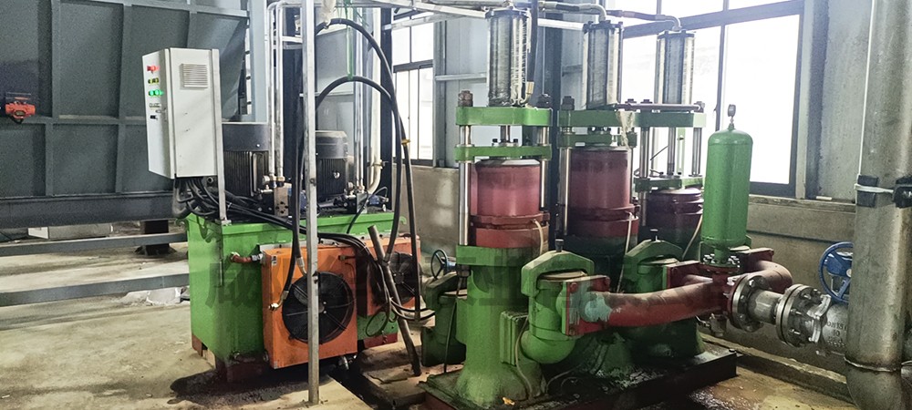 洗煤(mei)廠陶(tao)瓷柱(zhu)塞泵(beng)使用(yong)現場(chang)