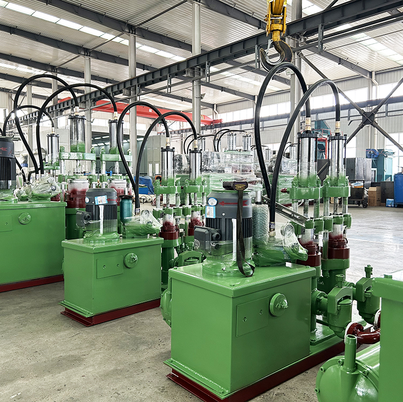 液(ye)壓陶瓷柱(zhu)塞泵在洗(xi)沙廠的壓(ya)濾泥餅效(xiao)果